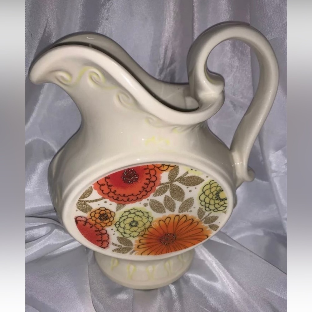 McCoy 8" Pitcher (7513) White with Retro Floral (Orange, Red & Yellow) Footed
